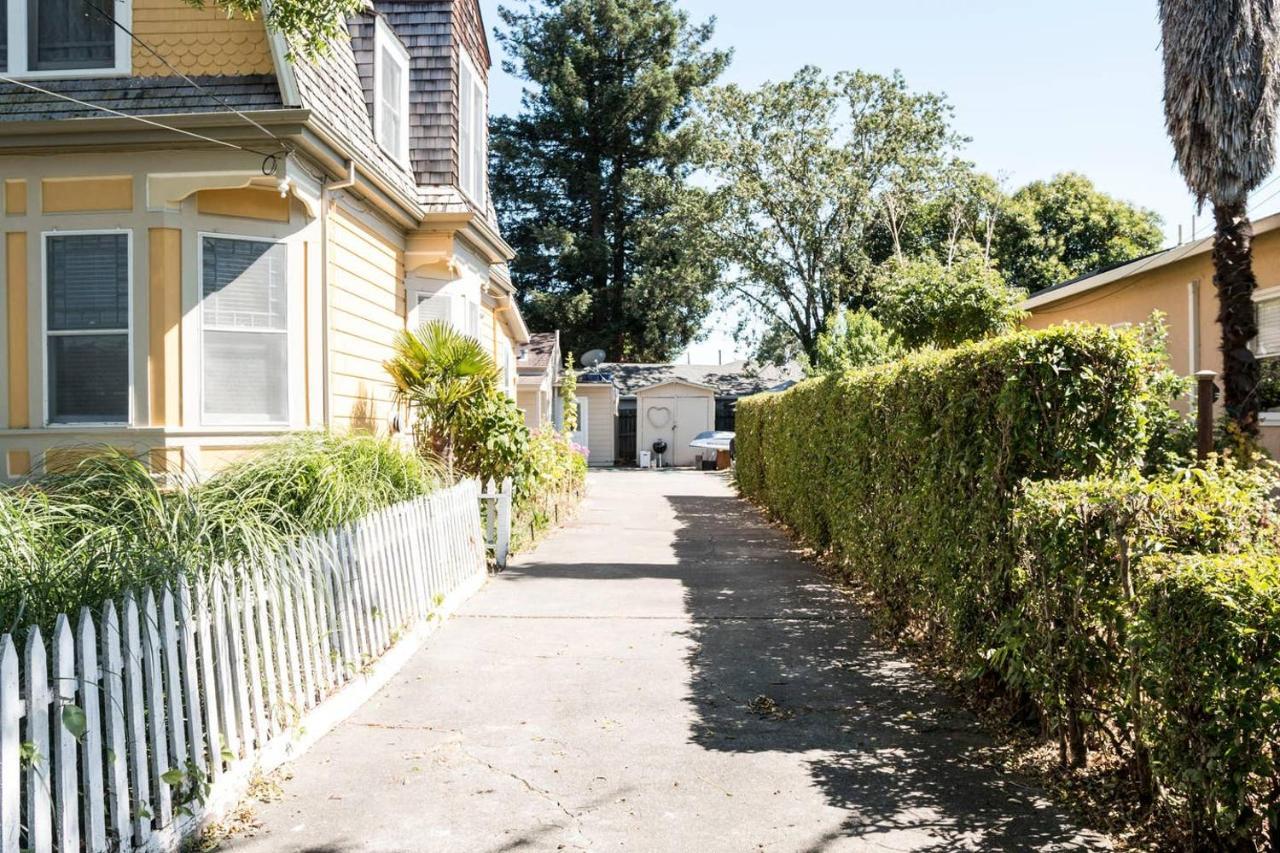 West End Neighborhood Cottage Санта Роза Екстериор снимка